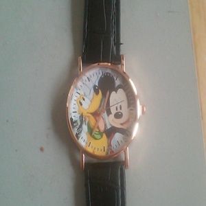 Mickey Mouse & Pluto watch